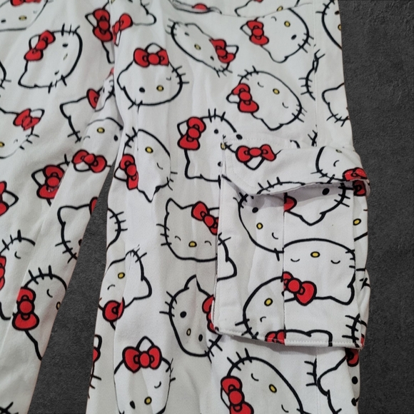 Hello Kitty Overalls Small - Picture 4 of 8